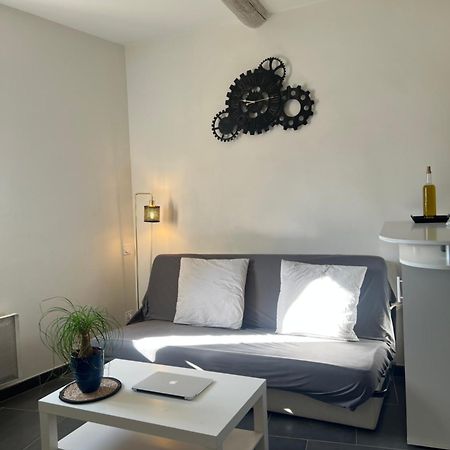 Cosy Studio Hyper Centre Avec Kitchenette & Climatisation カルパントラ エクステリア 写真